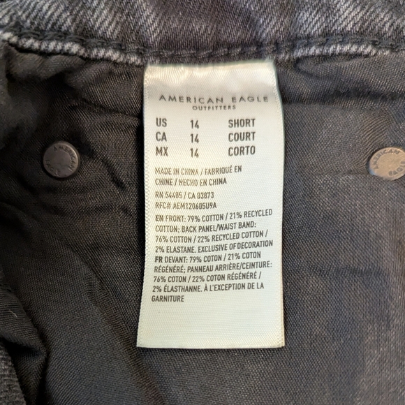 American Eagle Black Strigid High-Waisted Stovepipe Jean - New With Tags - Picture 8 of 9